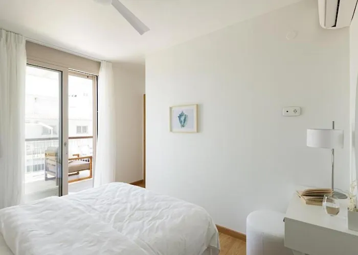 Gorgeous Exclusive Penthouse Next To The Seafront Lägenhet
